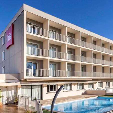 Отель Ibis Tarbes Odos Экстерьер фото